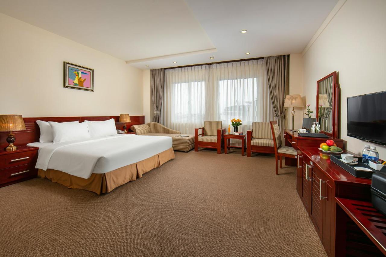 A25 Hotel - 705 Lac Long Quan Hanoi Esterno foto
