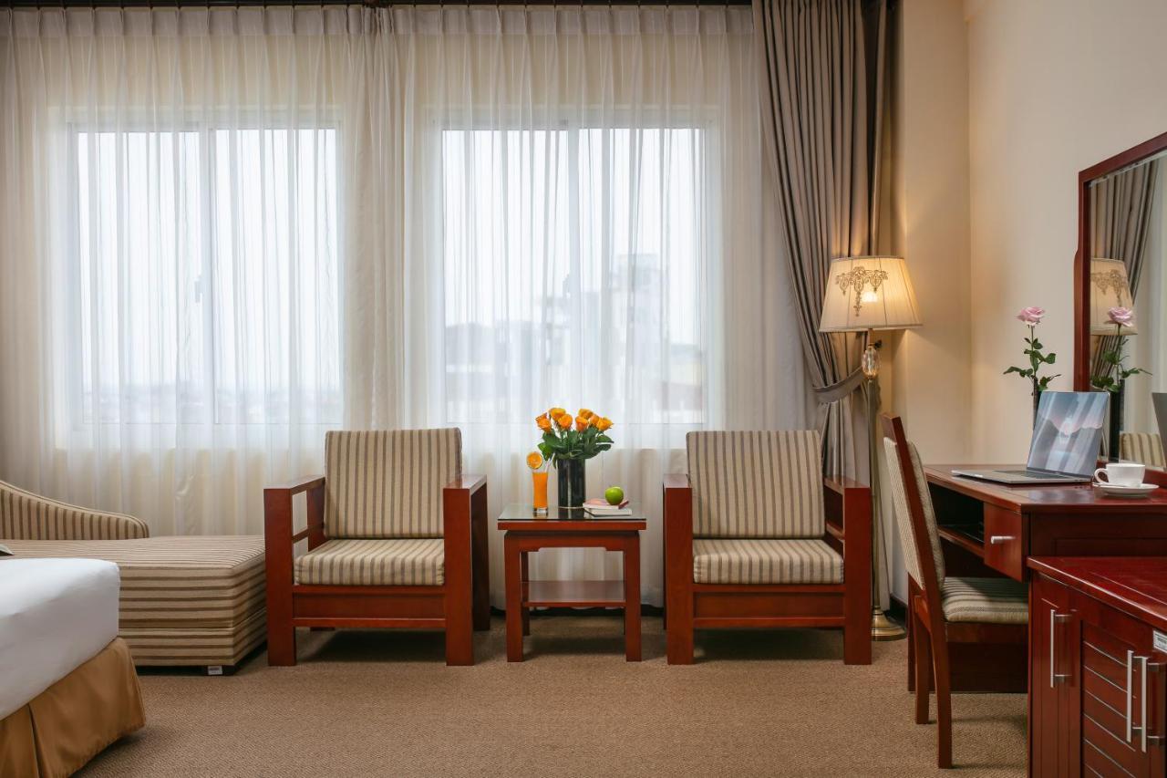 A25 Hotel - 705 Lac Long Quan Hanoi Esterno foto