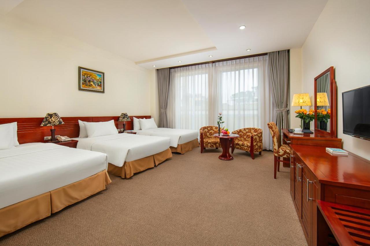 A25 Hotel - 705 Lac Long Quan Hanoi Esterno foto
